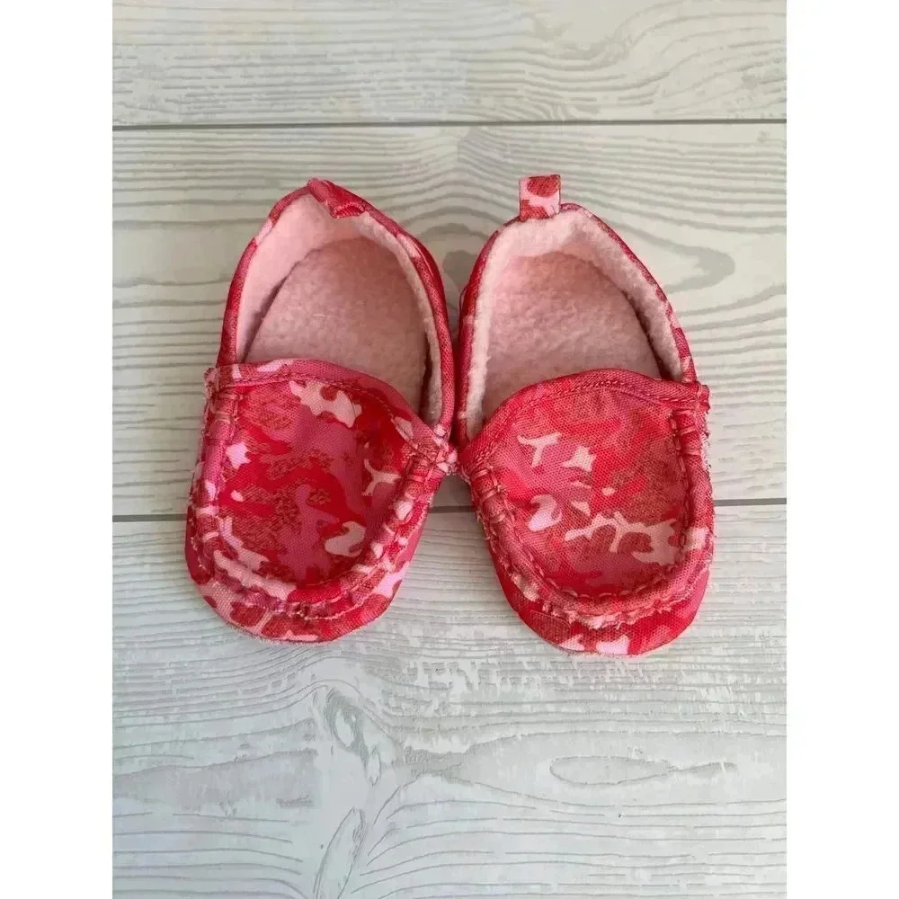 Camo slippers, cable knit slippers & bunny slippers Size 6-12 months